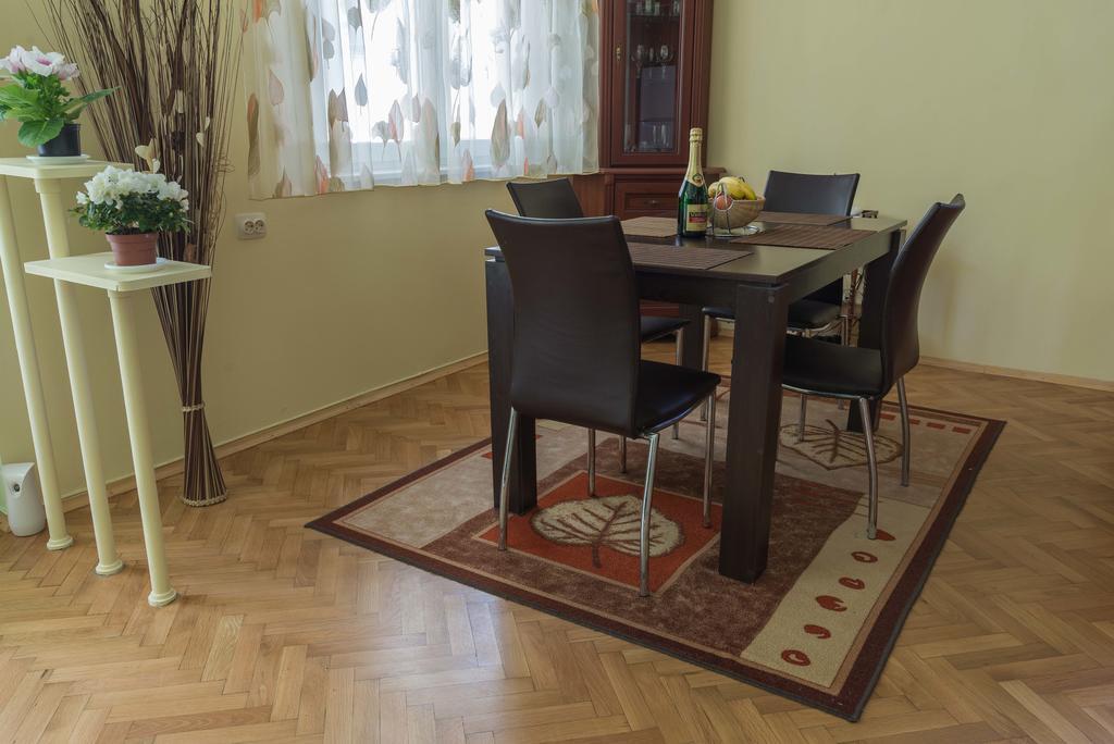 Sea Garden Plaza Apartment - Free Parking Burgaz Oda fotoğraf